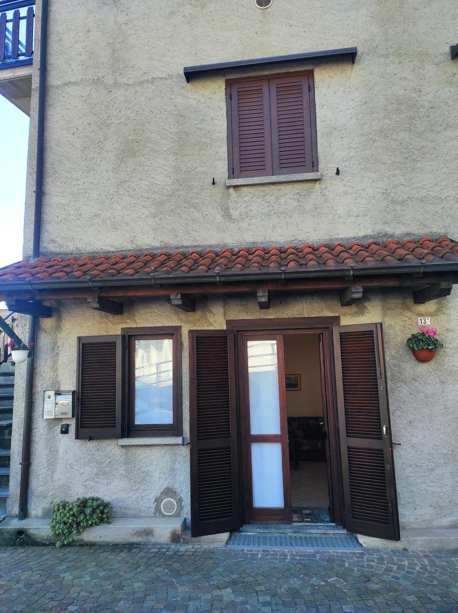 Da Giovanni E Margherita Mandello del Lario Exteriör bild